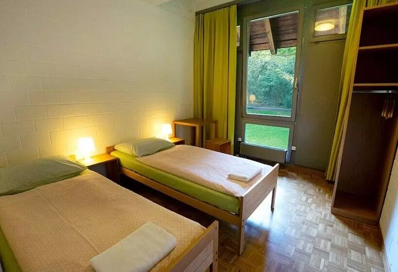 اتاق استاندارد, Luzern Youth Hostel