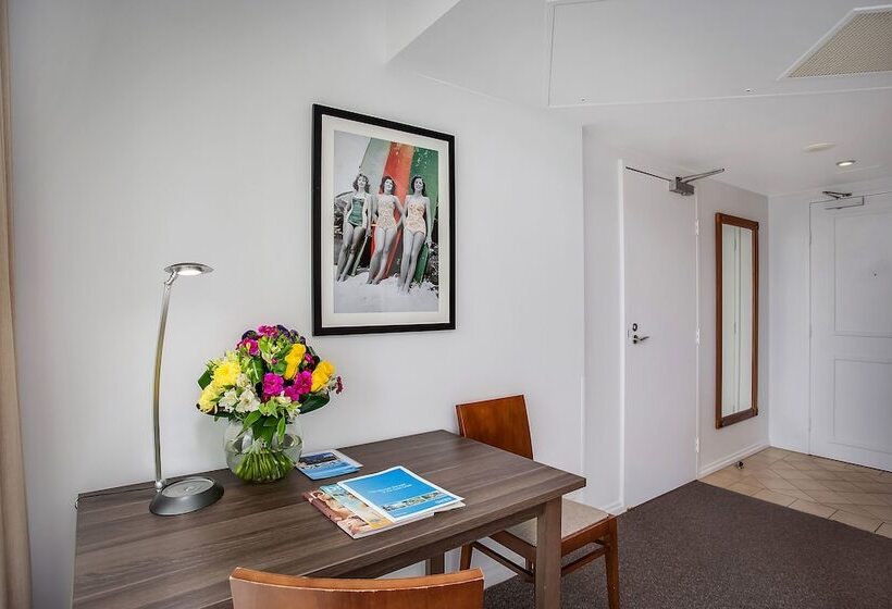 إستوديو ديلوكس, Mantra Legends