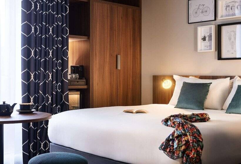 Superior Room, Mercure Paris Montparnasse Pasteur