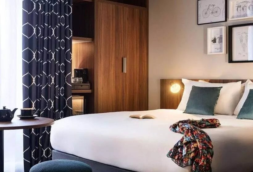Superior Room, Mercure Paris Montparnasse Pasteur