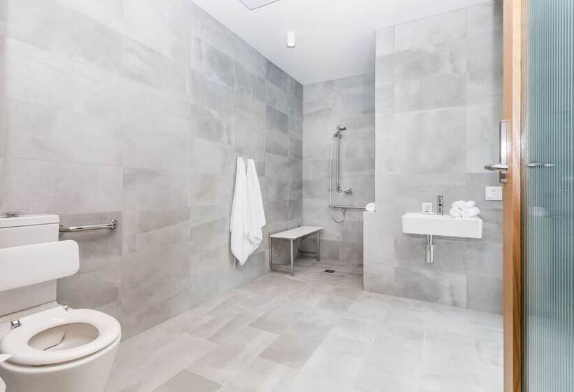 スタンダードルーム, Quay Perth