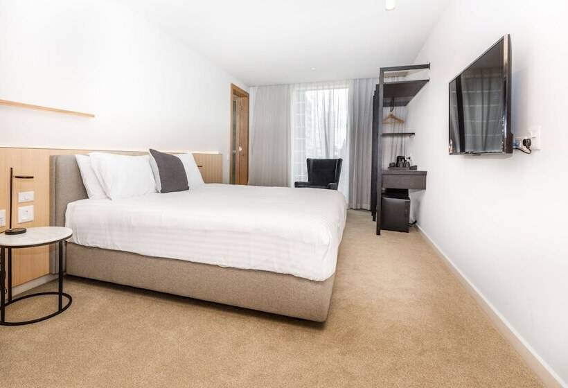 スタンダードルーム, Quay Perth