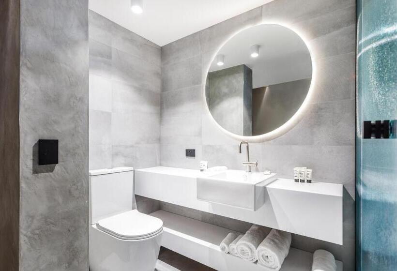 スタンダードルーム, Quay Perth