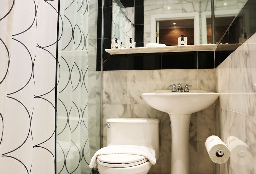 غرفه قياسيه سريرين مزدوجين, Shelley