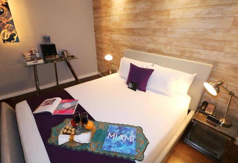 غرفة قياسية, Shelley