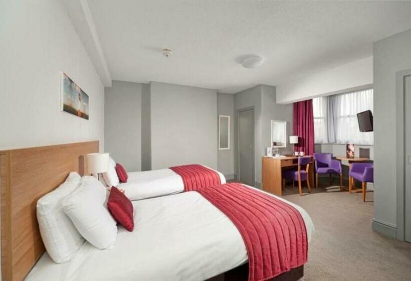 Номер Стандарт, The County