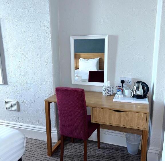 Номер Стандарт, The County