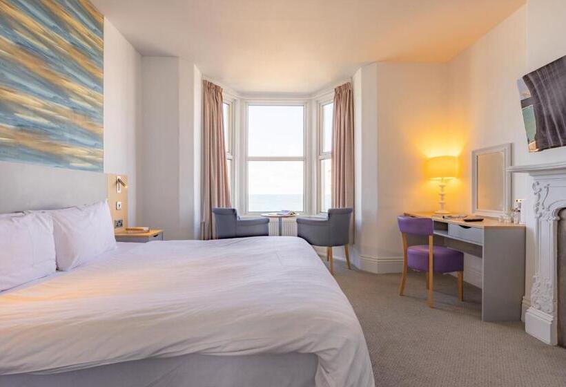 Номер Superior, The County