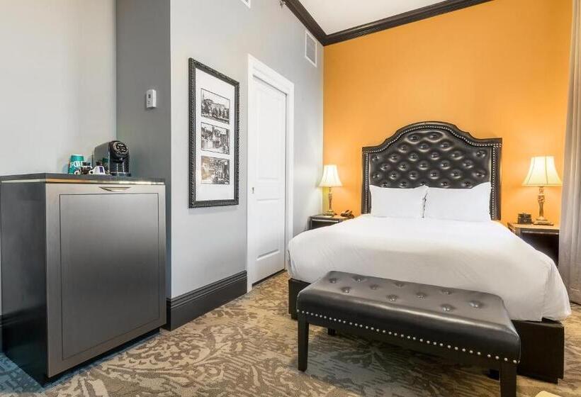 اتاق استاندارد با تخت دو نفره بزرگ, Clarendon