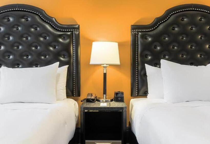 اتاق سوپریور, Clarendon