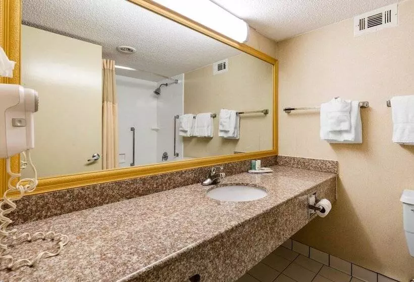 Standard-huone 2 Parivuodetta, Travelodge By Wyndham Williamsburg I 64