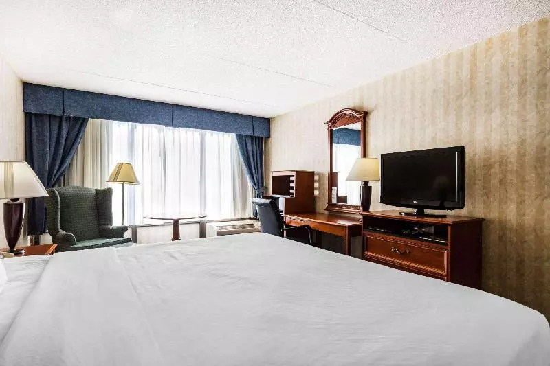Standard-huone King-vuode, Travelodge By Wyndham Williamsburg I 64
