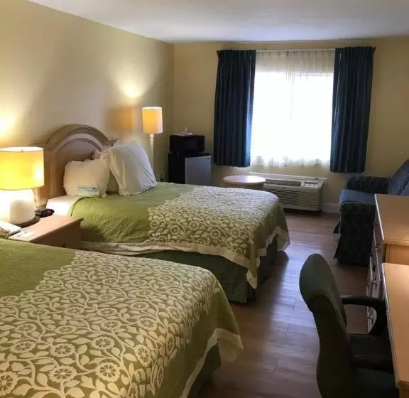 ２ダブルベッドのスタンダードルーム, Days Inn By Wyndham N Orlando/casselberry