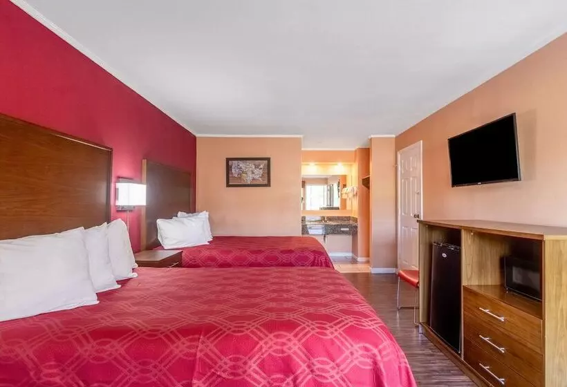 ２ダブルベッドのスタンダードルーム, Econo Lodge Cornersville