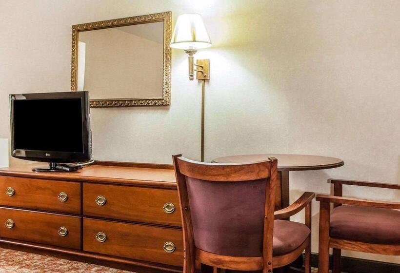 غرفه قياسيه سريرين مزدوجين, Econo Lodge Douglassville Pottstown