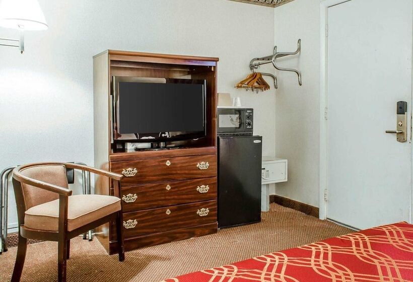 Номер Стандарт 2 Двуспальные Кровати, Econo Lodge