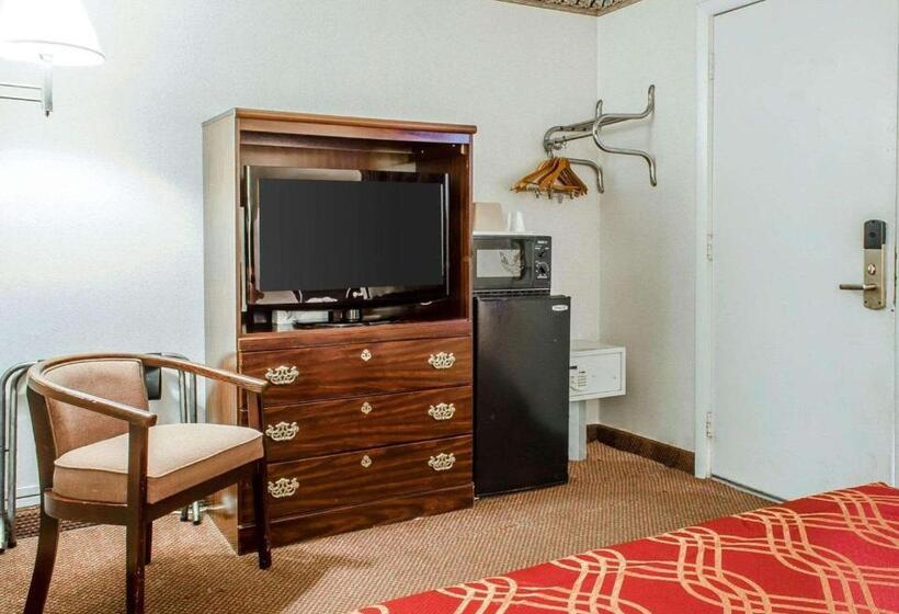 Номер Стандарт 2 Двуспальные Кровати, Econo Lodge