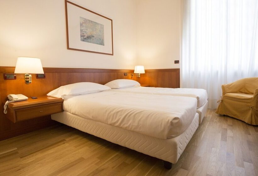 클래식 룸, Europa