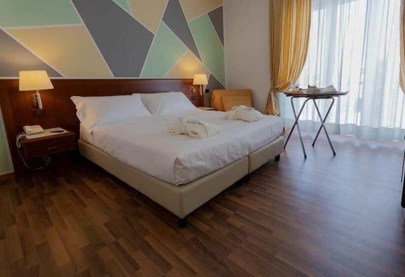 豪华房间, Europa