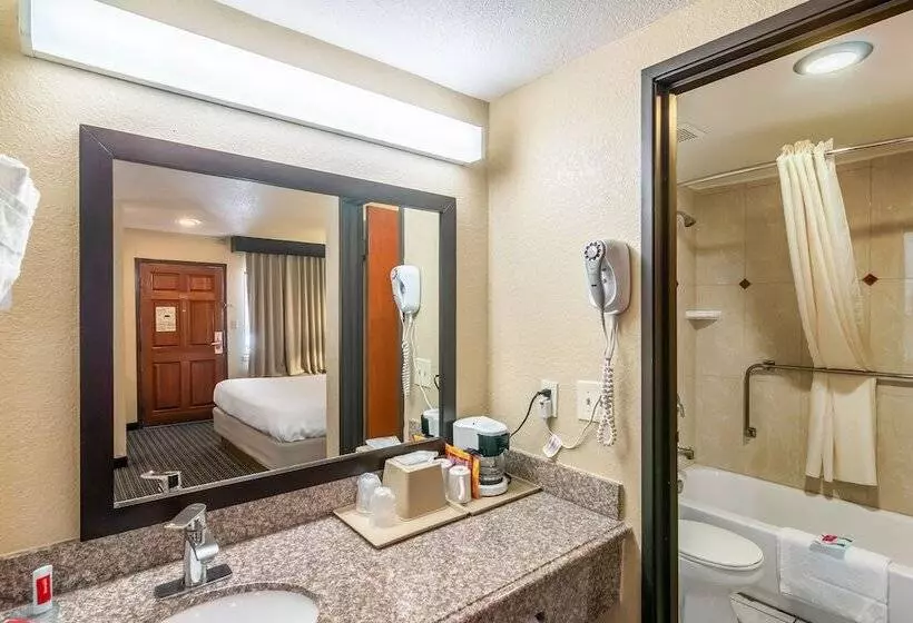 سوئیت با تخت بزرگ, Glenridge Inn Glendale  Pasadena