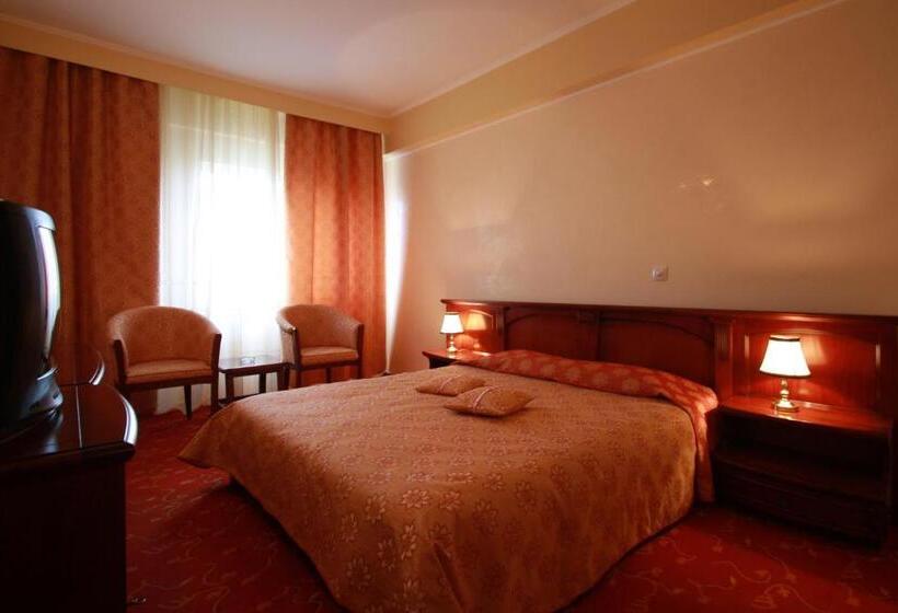 スタンダードルーム, Mara