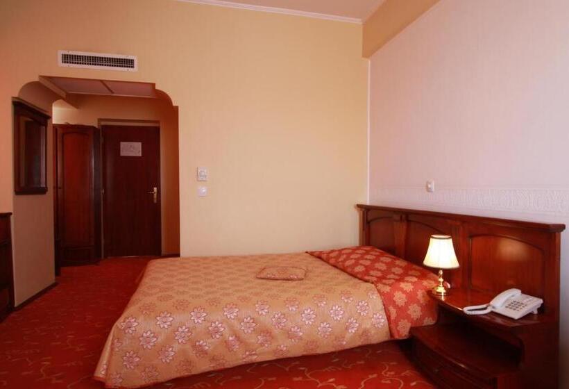 スタンダードシングルルーム, Mara