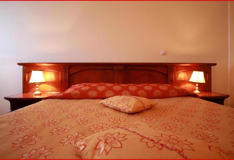 スタンダードシングルルーム, Mara