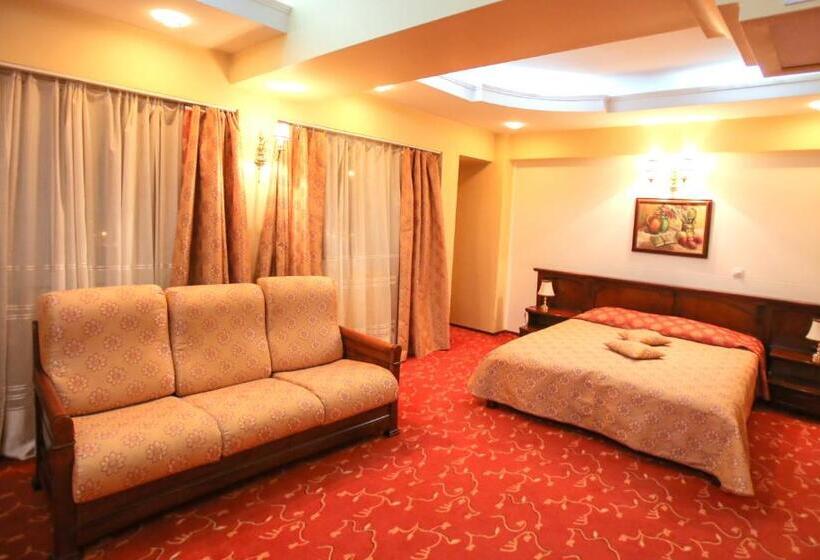 プレミアムスイート, Mara