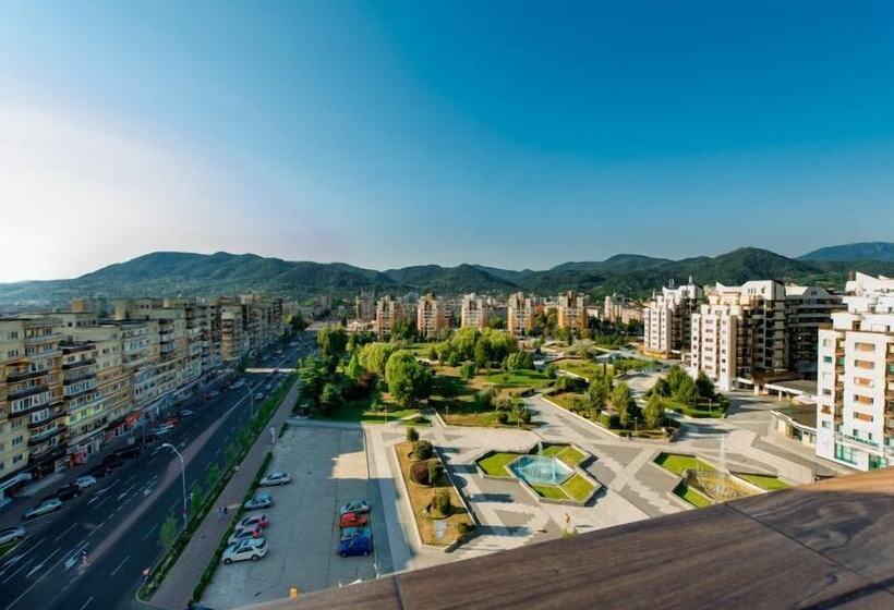 スタンダードシングルルーム, Mara