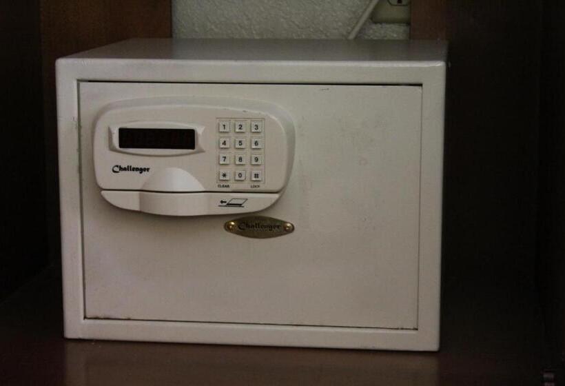 스탠다드 룸 더블 침대 2개, Quality Inn Florida City  Gateway To The Keys