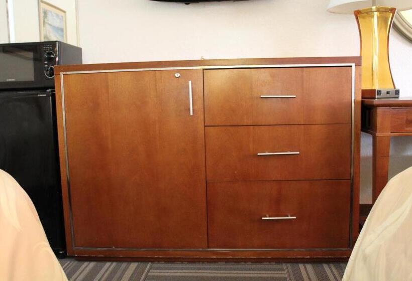 스탠다드 룸 더블 침대 2개, Quality Inn Florida City  Gateway To The Keys