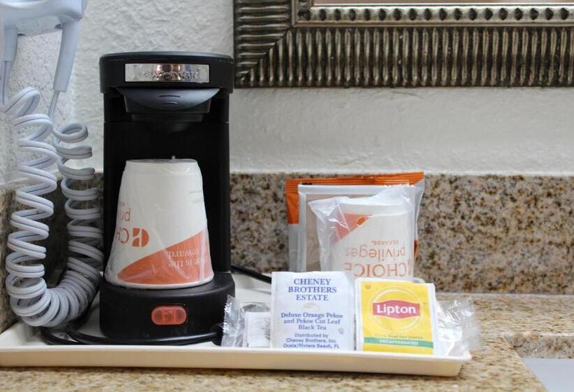 스탠다드 룸 더블 침대 2개, Quality Inn Florida City  Gateway To The Keys