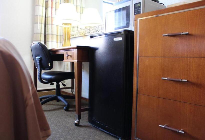 장애인을 위한 킹사이즈 침대 스탠다드 룸, Quality Inn Florida City  Gateway To The Keys