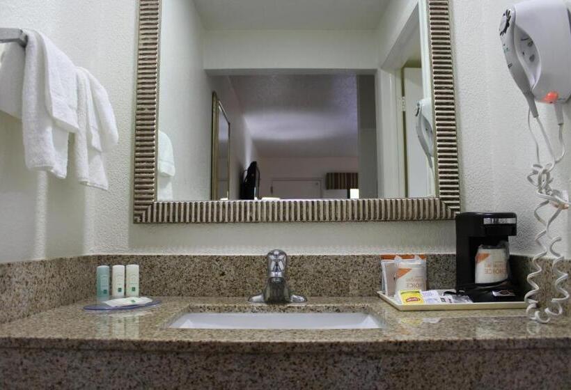 장애인을 위한 스탠다드 룸, Quality Inn Florida City  Gateway To The Keys