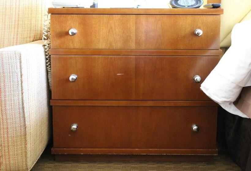 장애인을 위한 킹사이즈 침대 스탠다드 룸, Quality Inn Florida City  Gateway To The Keys