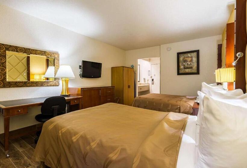 스탠다드 룸 더블 침대 2개, Quality Inn Florida City  Gateway To The Keys
