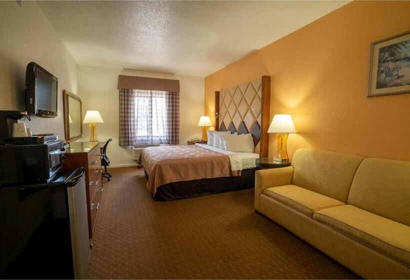 장애인을 위한 킹사이즈 침대 스탠다드 룸, Quality Inn Florida City  Gateway To The Keys