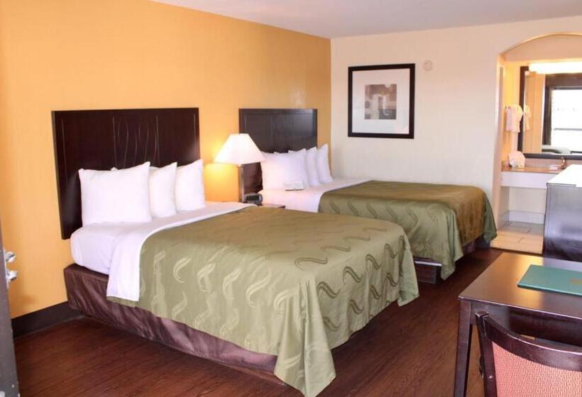 Номер Стандарт 2 Двуспальные Кровати, Quality Inn Indianola