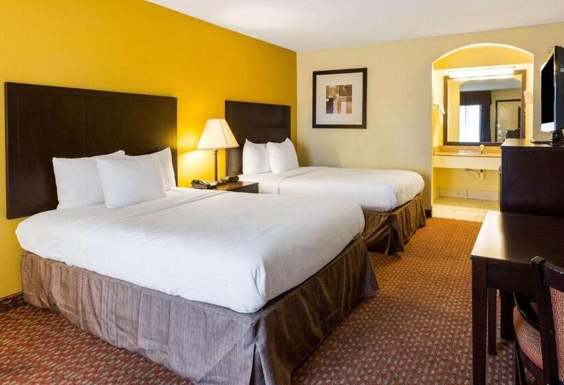 Номер Стандарт 2 Двуспальные Кровати, Quality Inn Indianola