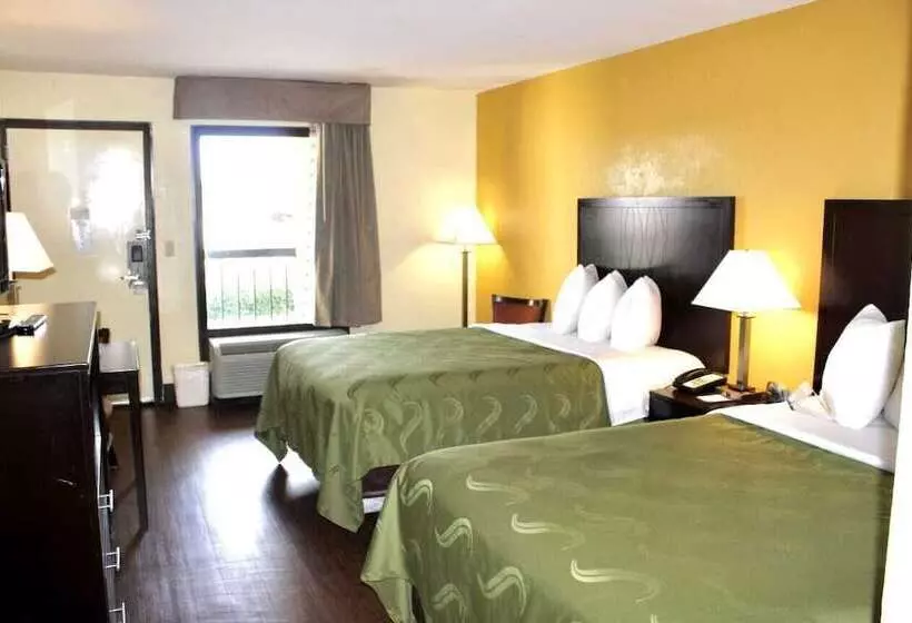 ２ダブルベッドのスタンダードルーム, Quality Inn Indianola