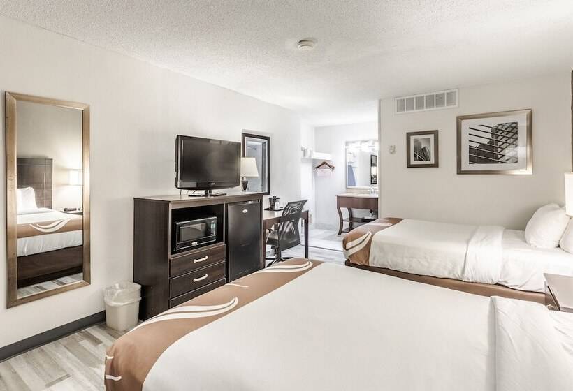 스탠다드 룸 더블 침대 2개, Quality Inn University Lansing