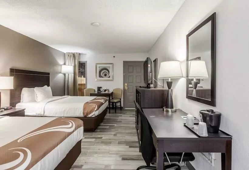 اتاق استاندارد با 2 تخت دوبل, Quality Inn University Lansing