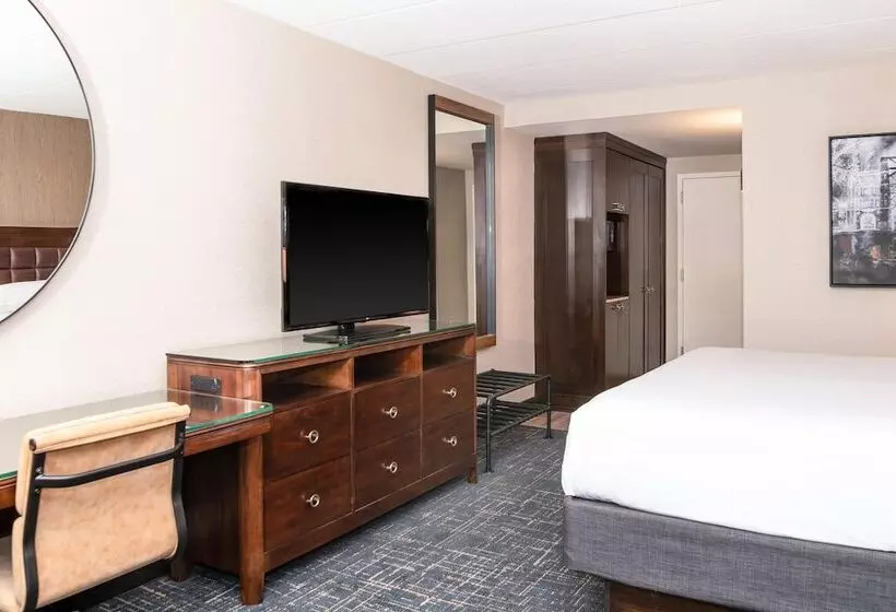اتاق استاندارد برای معلولان, Sheraton Ann Arbor