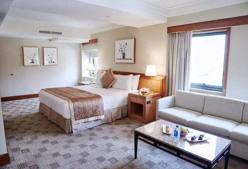 سوییت جونیور, The Prince Kitano New York