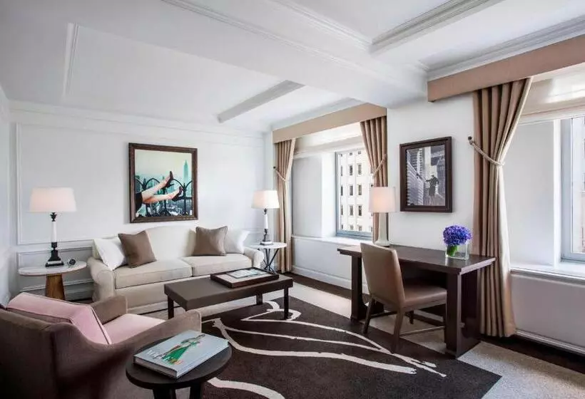 Club-sviitti näköalalla, The Ritz Carlton New York, Central Park