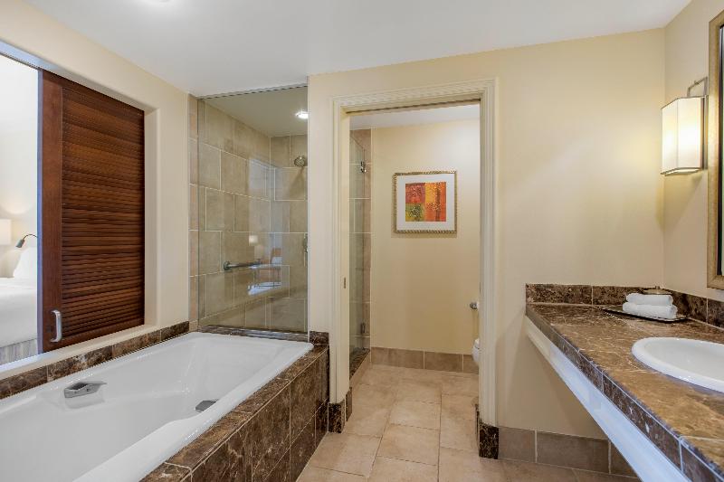 带大床的套房, Omni La Costa Resort & Spa Carlsbad