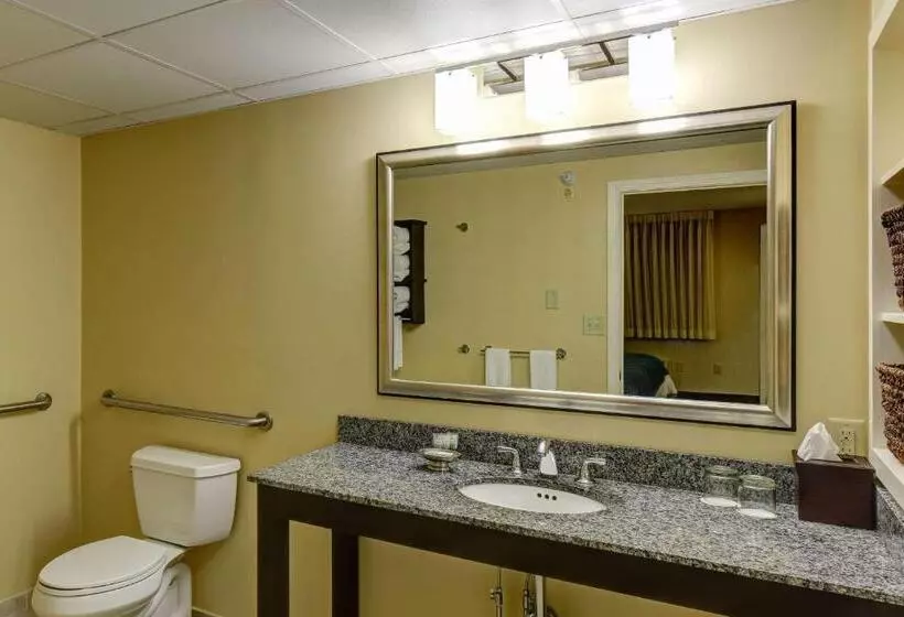 Standard-invahuone King-vuode, Port Inn & Suites Kennebunk, Ascend Hotel Collection