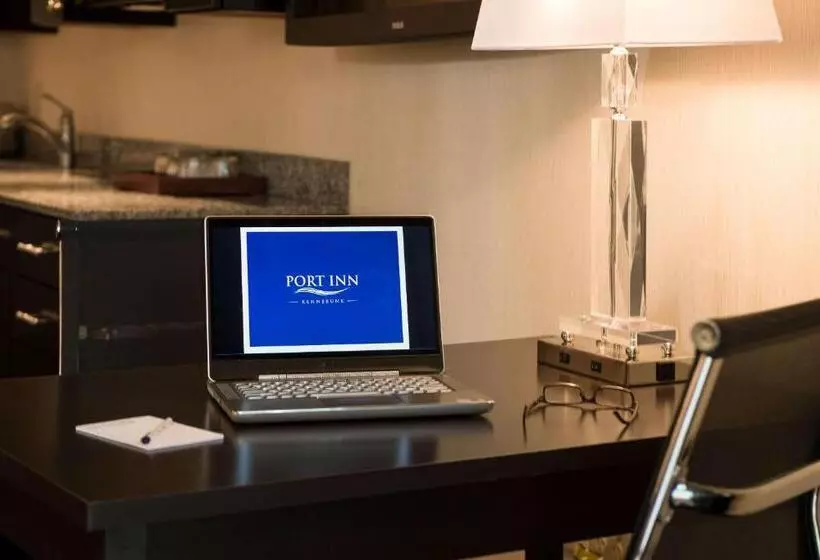 Superior-huone King-vuode, Port Inn & Suites Kennebunk, Ascend Hotel Collection