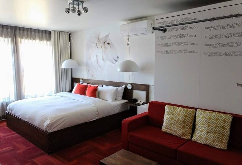 سوییت جونیور, C3  Hotel Art De Vivre