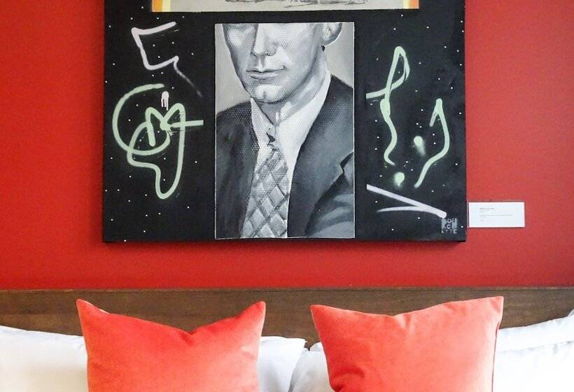 سوییت جونیور, C3 Hotel Art De Vivre